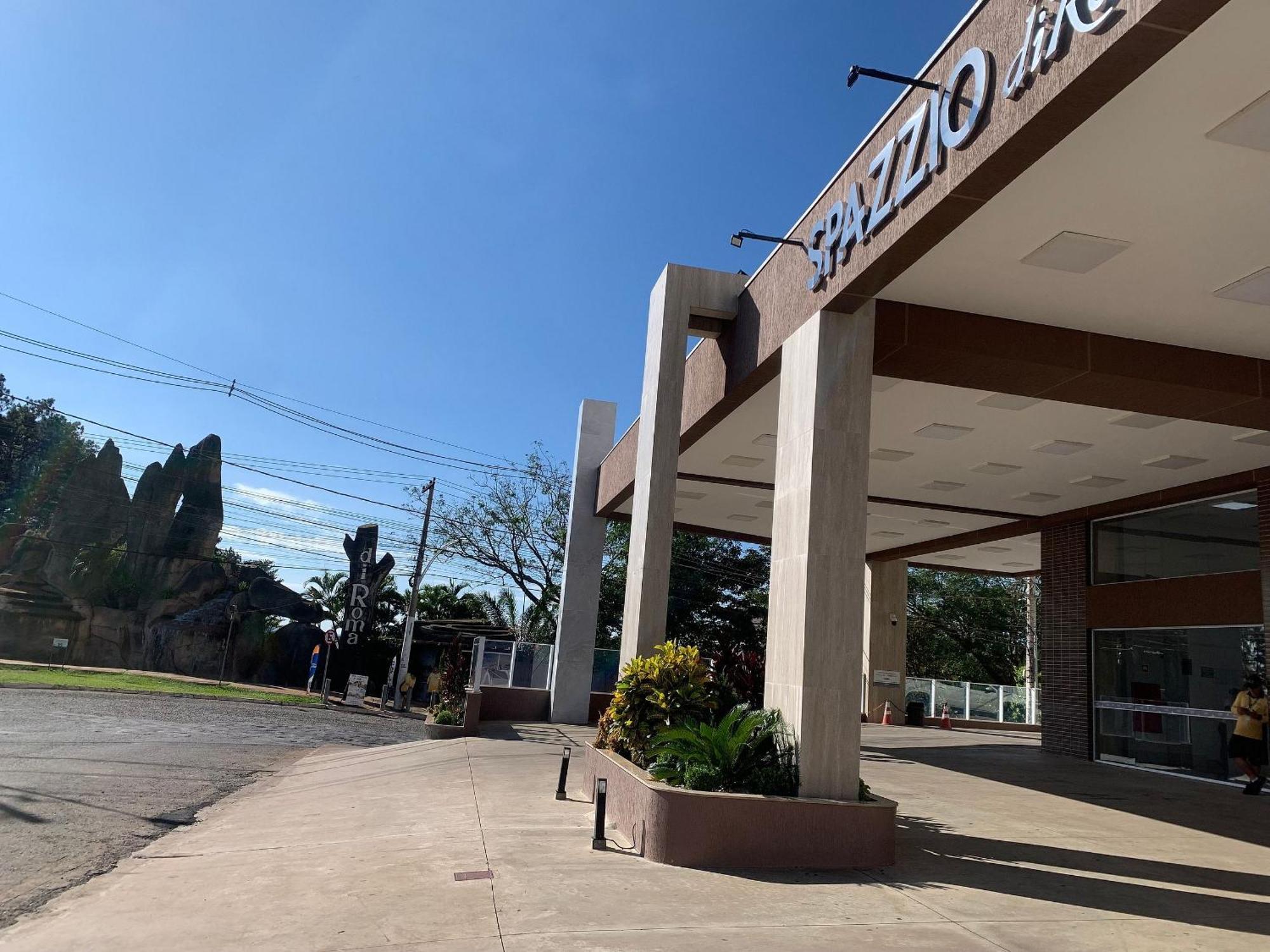 Hotel Spazzio Diroma Cafe Da Manha E Acesso Ao Acqua Park Caldas Novas Buitenkant foto